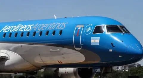 AEROLÍNEAS ARGENTINAS INFORMÓ QUE NO PEDIRÁ SUBSIDIOS EN 2025 Y LO CALIFICÓ DE 