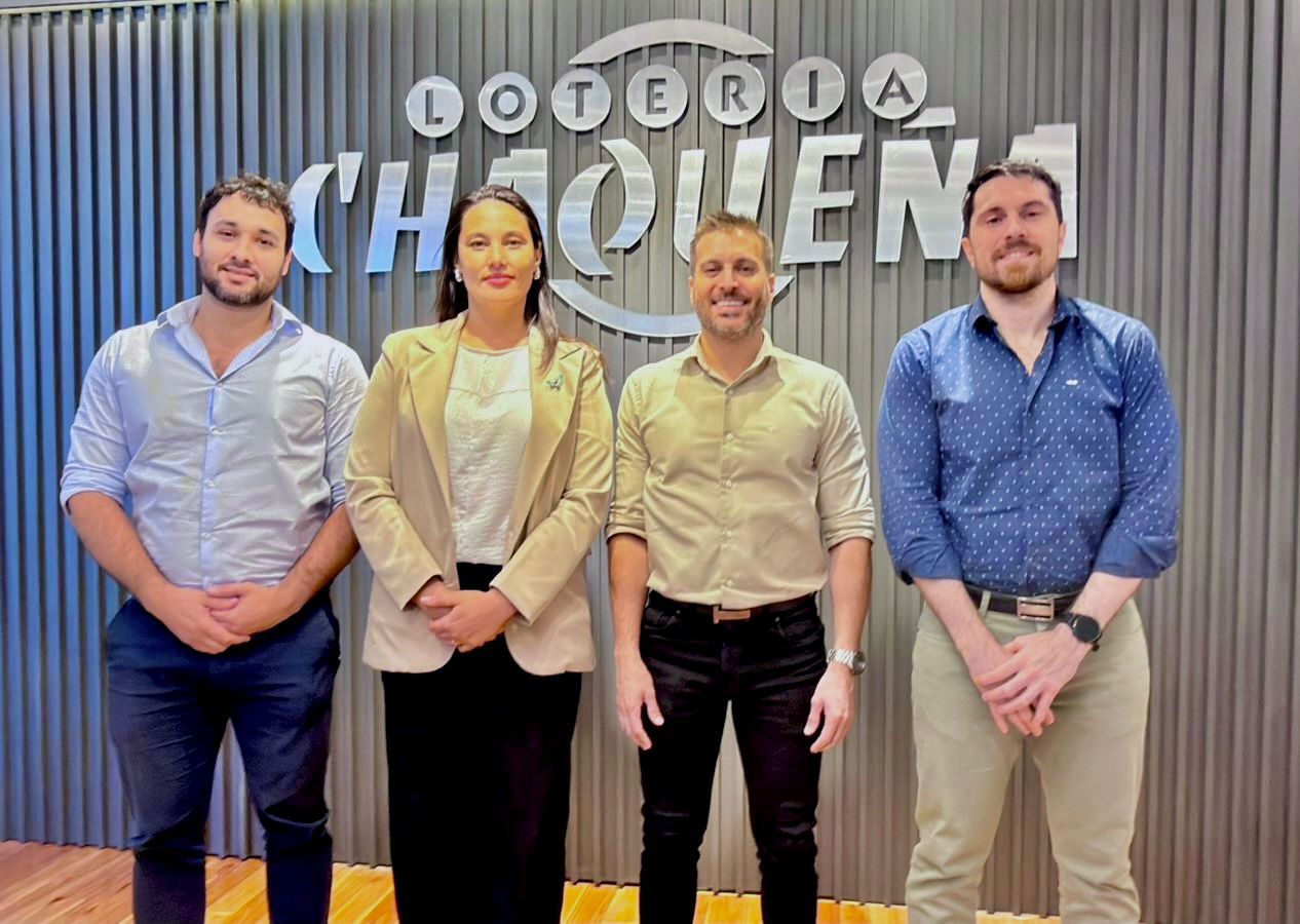 MALVINAS PRESENTE: EL HOMENAJE DE LOTER&Iacute;A CHAQUE&Ntilde;A EN CADA CART&Oacute;N