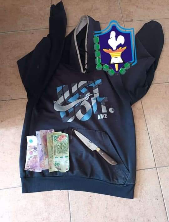 MIRAFLORES: LE APOYO UN CUCHILLO EN SU ABDOMEN PARA ROBARLE 2000 PESOS. 