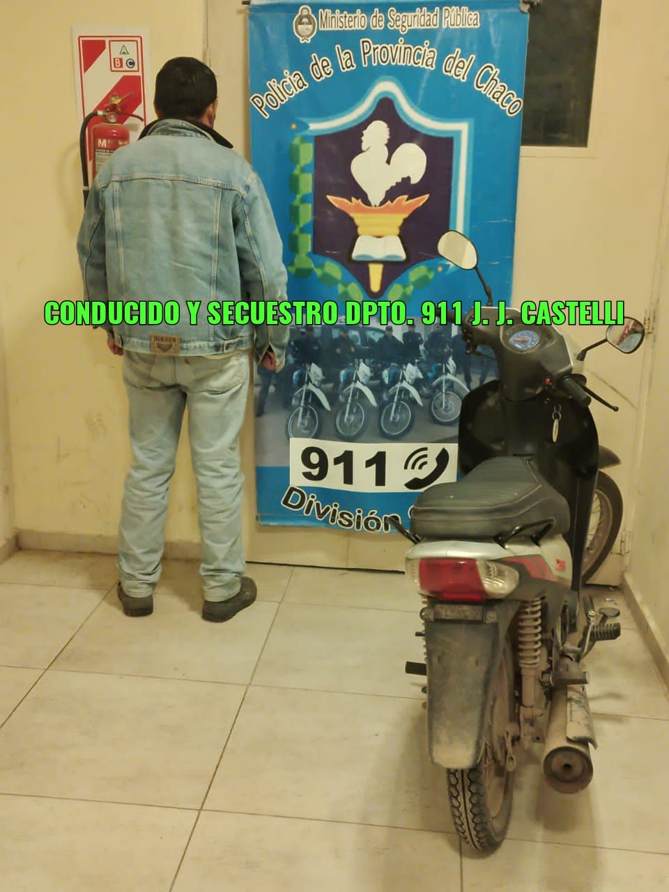 MIRAFLORES: PERSONAL POLICIAL DEL 911 CASTELLI RECUPERA MOTOCICLETA ROBADA AL PR. ROBERTO GIL. 
