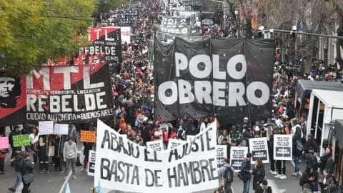 ALLANARON A PIQUETEROS POR PRESUNTA EXTORSIÓN A BENEFICIARIOS DE PLANES SOCIALES: 27 ALLANAMIENTOS Y 28 IMPUTADOS.