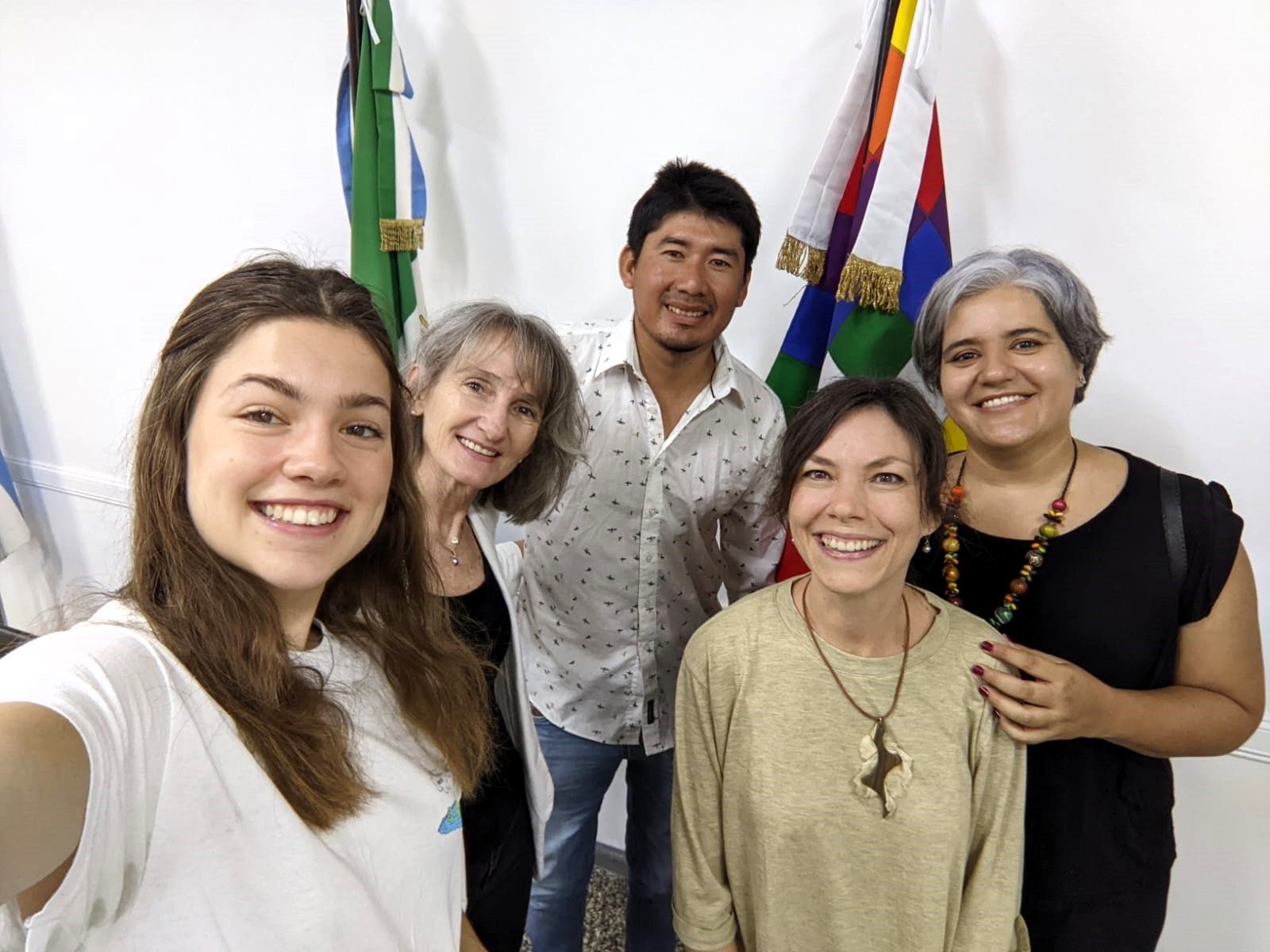 EDUCACIÓN: CHARLA PARA PROFESORES Y ESTUDIANTES DE INGLÉS.  