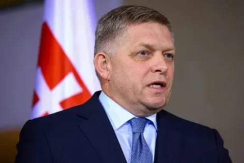 EL PRIMER MINISTRO DE ESLOVAQUIA, ROBERT FICO, FUE OPERADO TRAS EL ATAQUE: SIGUE 