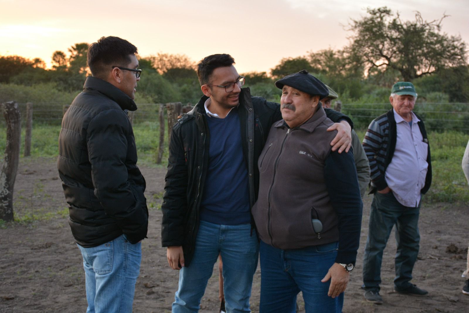 CHACO + MÁS GANADERÍA: TÉCNICOS DE PRODUCCIÓN CAPACITARON SOBRE REPRODUCCIÓN BOVINA A PRODUCTORES DE ENRIQUE URIEN.