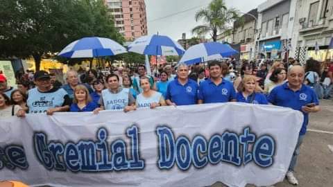 PARO NACIONAL DOCENTE EL JUEVES 23 DE MAYO: EL FRENTE GREMIAL ADHIERE Y CONVOCA EN LA PROVINCIA. 