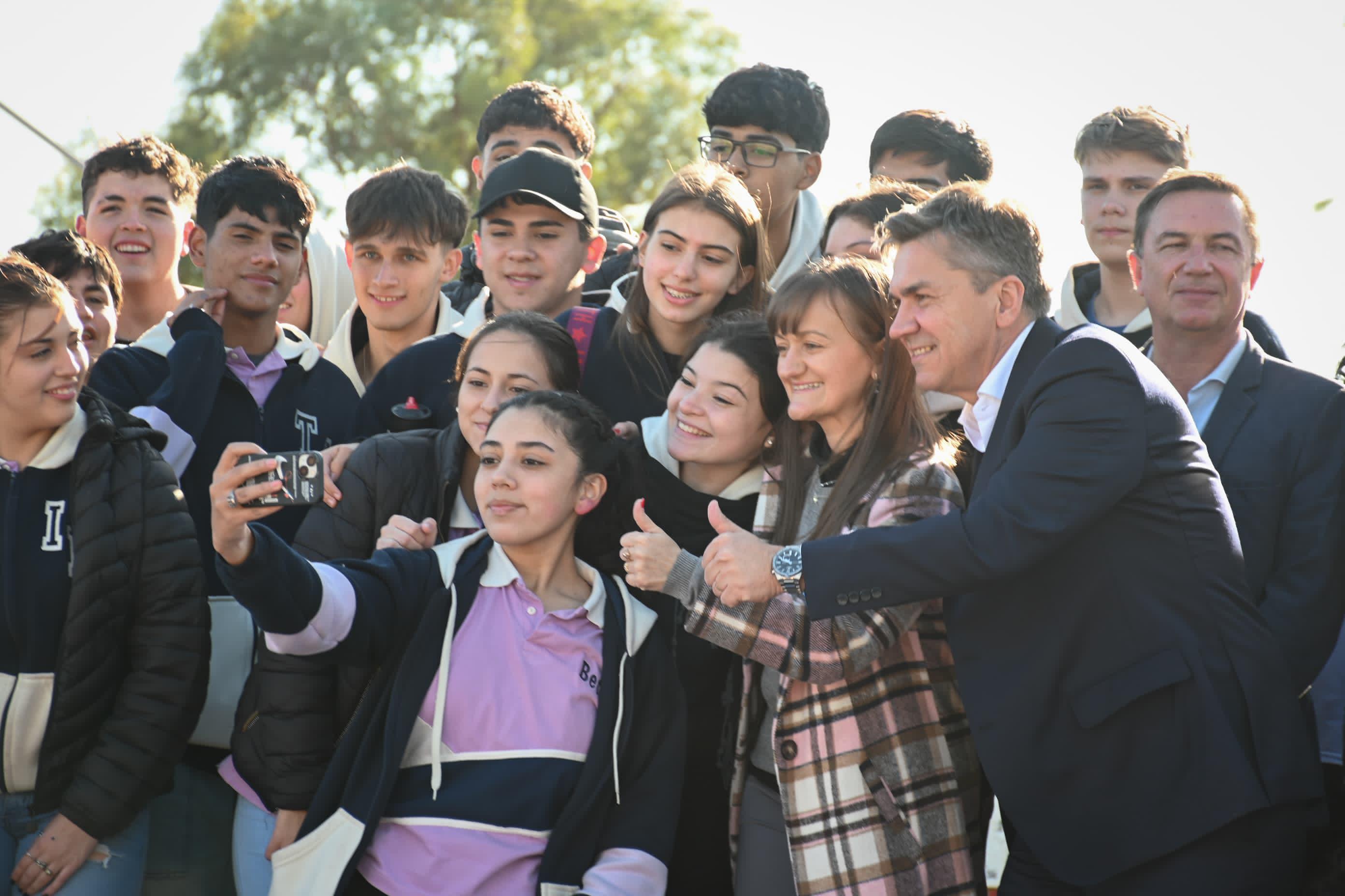 LAS BREÑAS: ZDERO FUE RECIBIDO POR ESTUDIANTES SECUNDARIOS DE LAS PROMOS 2024.