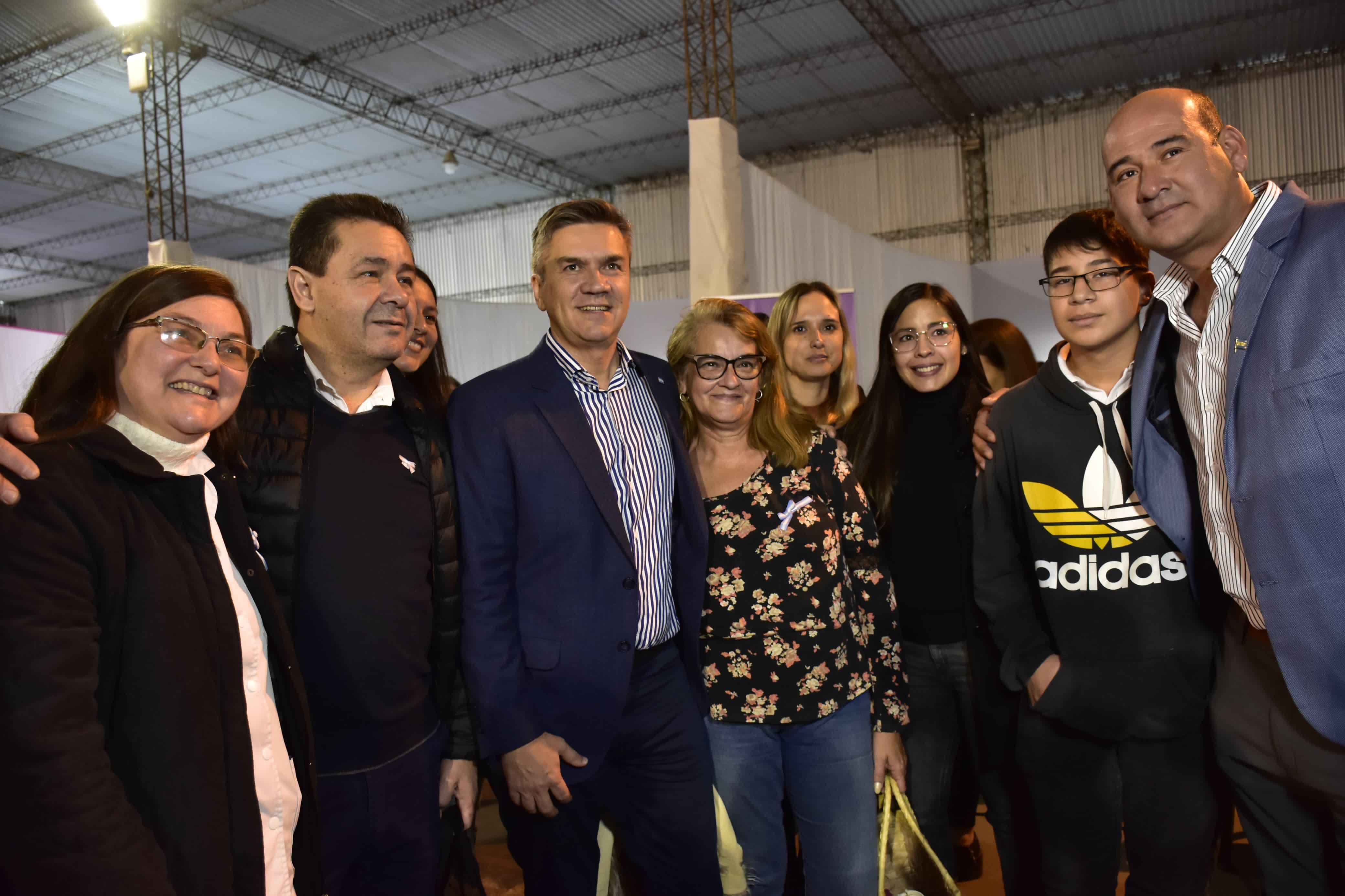 EL GOBERNADOR DESDE BASAIL LANZÓ EL PROGRAMA “SOMOS EDUCACIÓN EN TERRITORIO”.