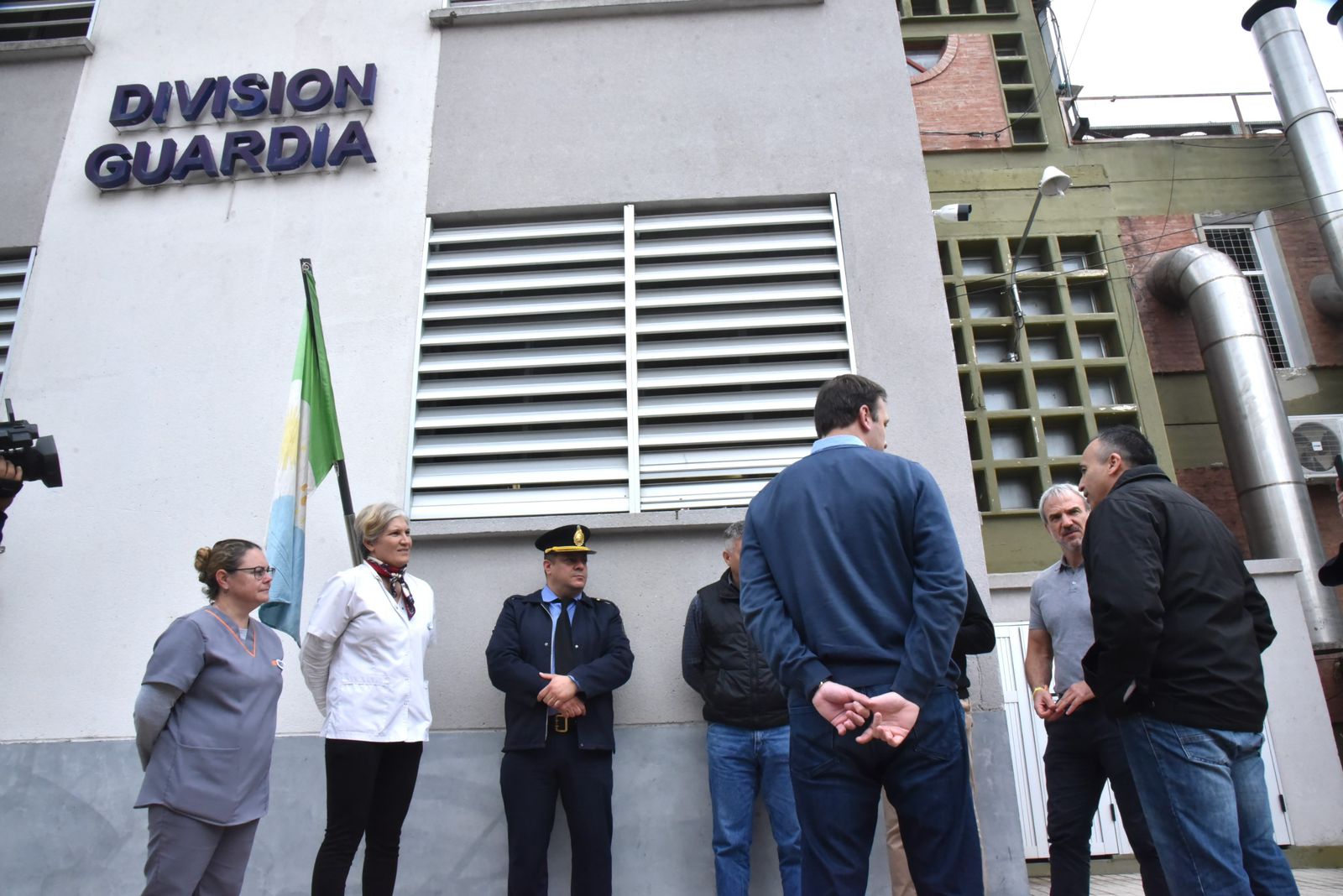 EL GOBIERNO PROVINCIAL CONSTATÓ LA INSTALACIÓN DE 32 NUEVAS CÁMARAS DE MONITOREO EN EL HOSPITAL PERRANDO.