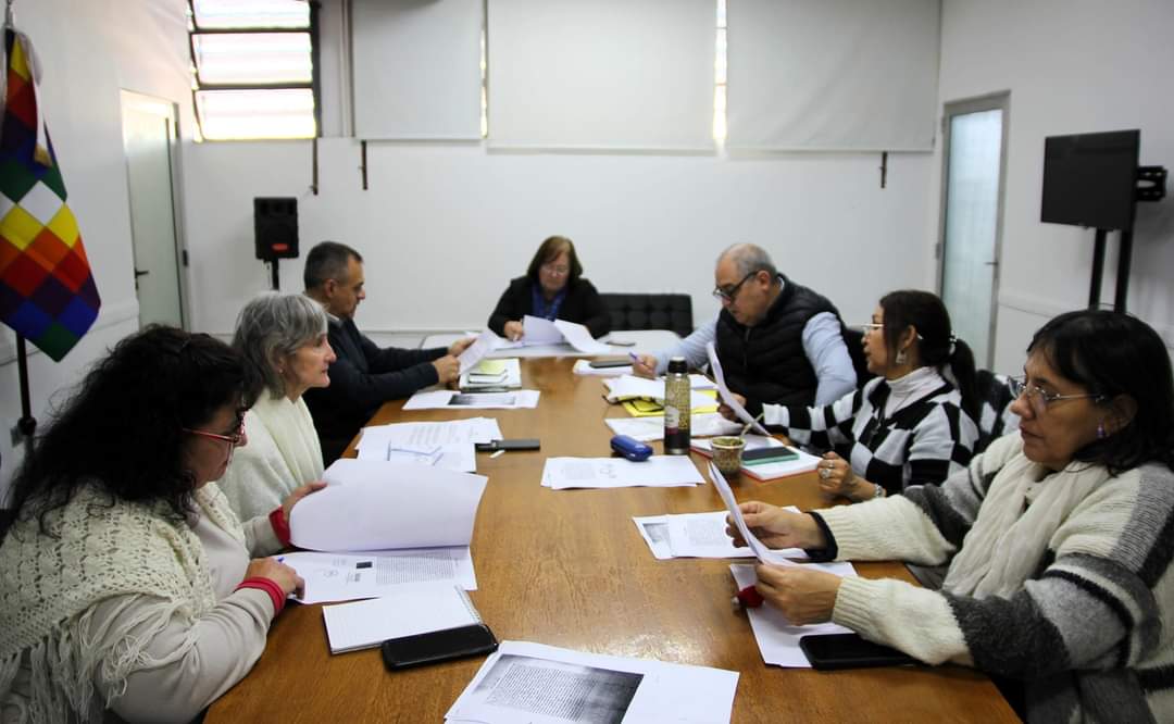 ESTABILIDAD LABORAL DOCENTE EN NIVEL SUPERIOR: AUTORIDADES EDUCATIVAS Y JUNTA DE CLASIFICACIÓN ANALIZARON AVANCES EN EL PROCESO.