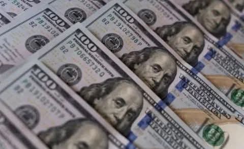 VIRTUAL BLANQUEO DE DÓLARES: SE PODRÍA USAR HASTA 100.000 SIN DECLARAR. 