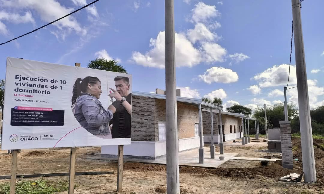 AVANCES EN LA CONSTRUCCIÓN DE VIVIENDAS EN EL SAUZALITO.