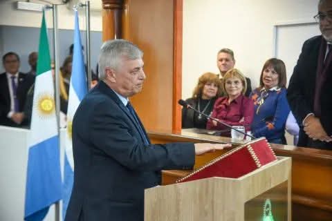 JURÓ GUSTAVO CORRADI COMO NUEVO SECRETARIO PARLAMENTARIO.