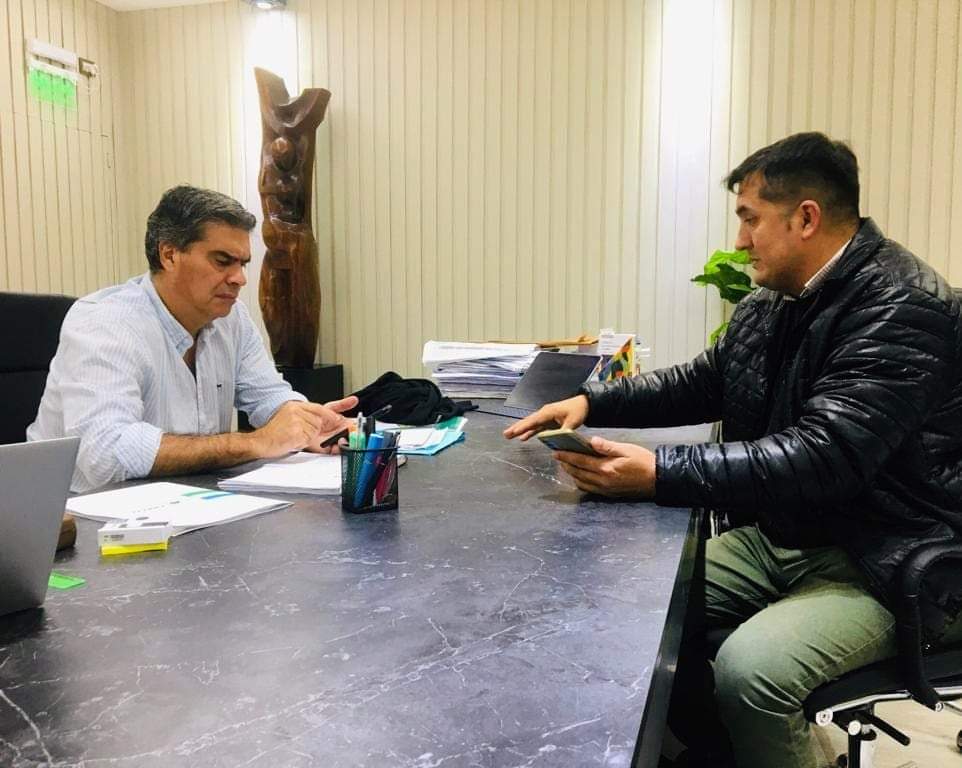 EL CANDIDATO DEL FRENTE CHAQUEÑO CR. RAFAEL FRIAS SE REUNIÓ CON EL GOBERNADOR CAPITANICH. 