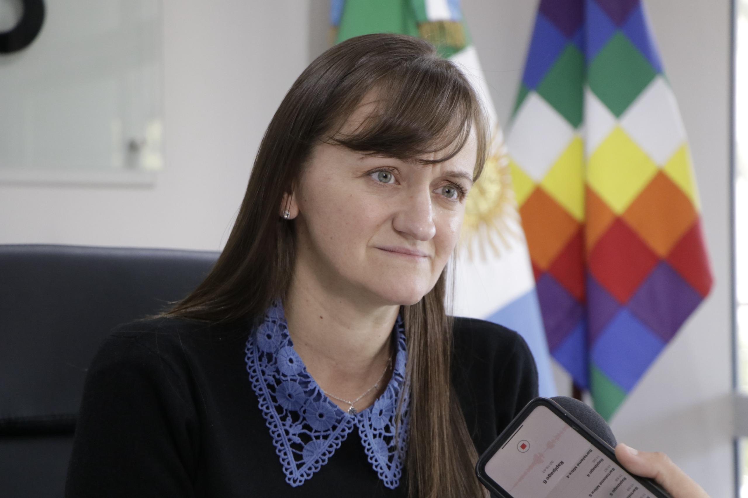 SCHNEIDER: “SE TRABAJA INCANSABLEMENTE CON ACCIONES Y EN LA PREVENCIÓN DE LA VIOLENCIA DE GÉNERO”.