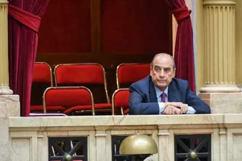 EL GOBIERNO ADVIERTE QUE HABRÁ FUERTES RECORTES SI EL CONGRESO INSISTE CON LA NUEVA FÓRMULA JUBILATORIA.