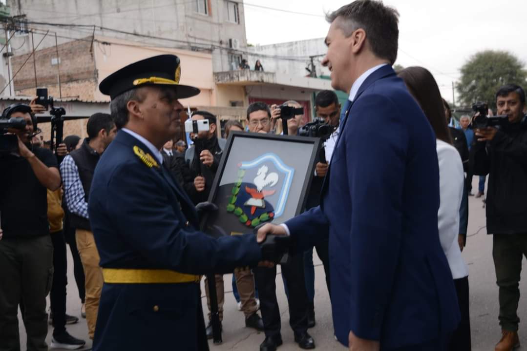 71° ANIVERSARIO DE LA POLICÍA: ZDERO VALORÓ A LA INSTITUCIÓN, GARANTIZÓ LOS ASCENSOS Y ANUNCIÓ EL INCREMENTO SALARIAL DE 40 PUNTOS AL CÓD.150.