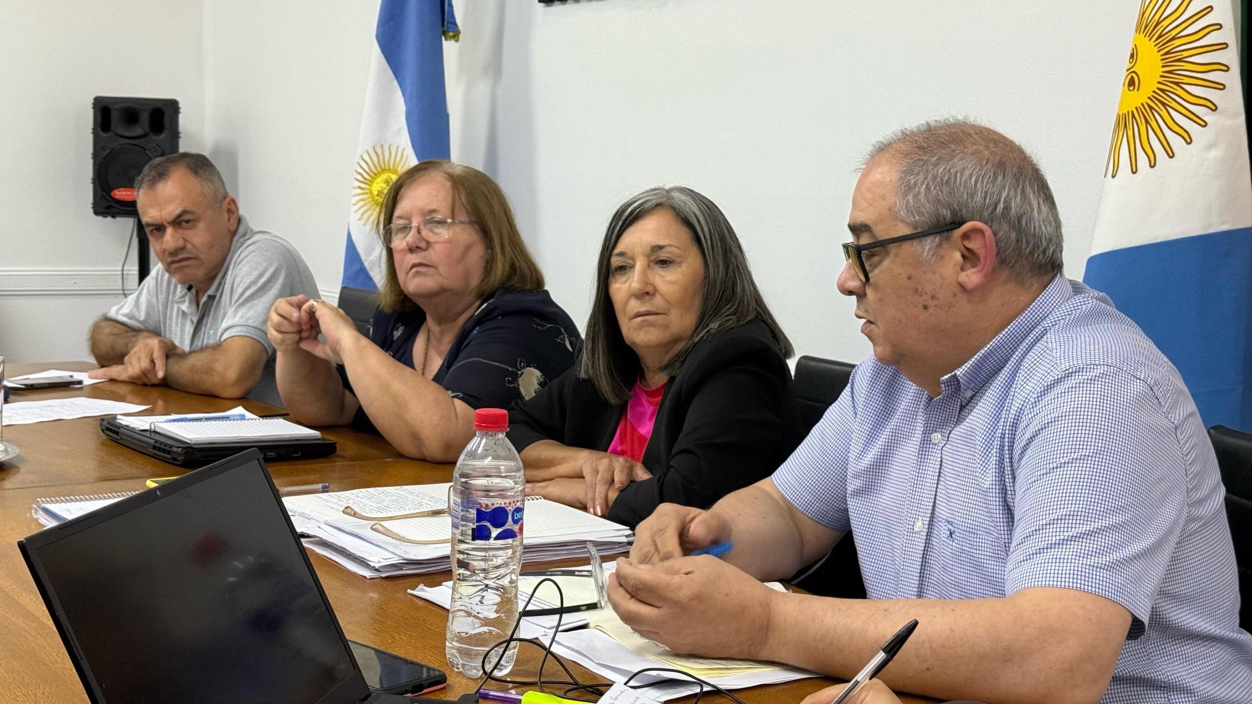 TITULARIZACIÓN DE DOCENTES: EDUCACIÓN AVANZA CON LA APLICACIÓN DE LA LEY DE ESTABILIDAD LABORAL.  