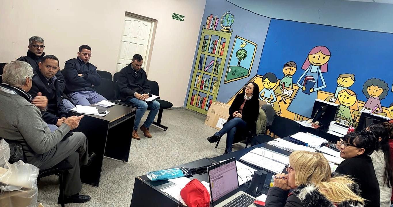 EDUCACIÓN PREPARA OPERATIVO PARA LAS ELECCIONES DE LA JUNTA DE CLASIFICACIÓN DE NIVEL PRIMARIO DE RESISTENCIA.