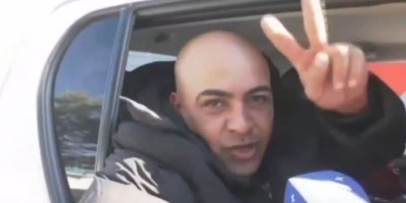 UN MANIFESTANTE K AMENAZÓ DE MUERTE A JAVIER MILEI EN PLENA MARCHA POR CRISTINA KIRCHNER Y LO DETUVIERON.