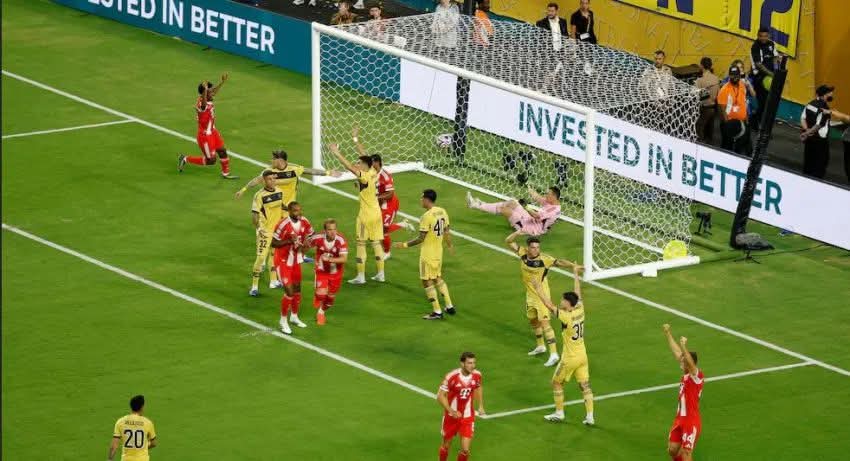 BOCA ARAÑO LA HAZAÑA, PERO EL BAYERN MÚNICH IMPUSO SU JERARQUÍA Y LO VENCIÓ 2-1.