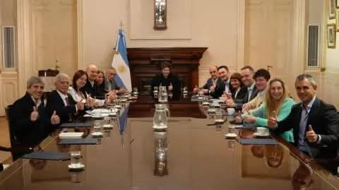 EL GOBIERNO AUMENTÓ EL PRESUPUESTO PARA SALUD, SEGURIDAD, SUBSIDIOS Y PAGO DE DEUDA.