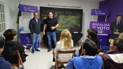 LA LIBERTAD AVANZA CONVOCÓ A 70 REFERENTES DEL GRAN RESISTENCIA.