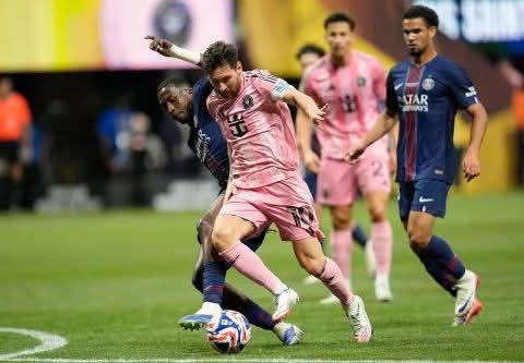EL PSG LE GANÓ POR GOLEADA AL INTER DE MIAMI DE MESSI Y PASÓ A CUARTOS DE FINAL.