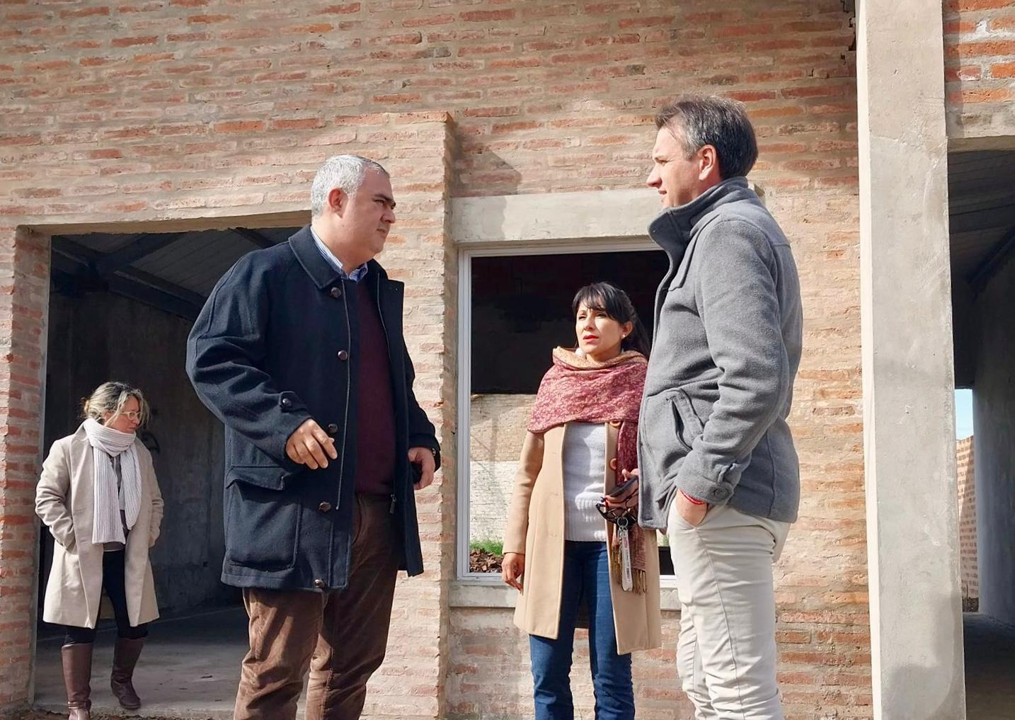 EL INSTITUTO DE VIVIENDA Y UN SIGNIFICATIVO APORTE PARA LA CONSTRUCCIÓN DE UN CENTRO DE JUBILADOS DE FONTANA.