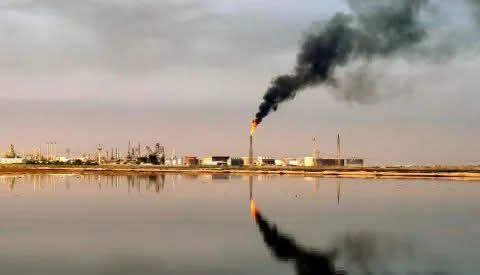 EL ATAQUE DE ISRAEL A IRAN SACUDE LOS MERCADOS: SUBE EL PETRÓLEO Y CAEN LAS BOLSAS.