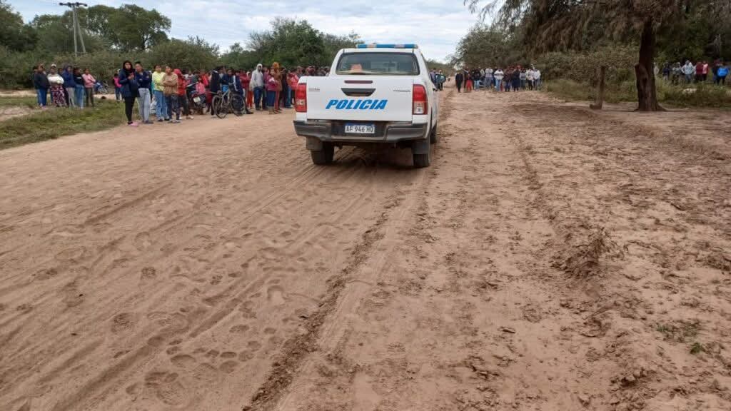 EL ESPINILLO: UN JOVEN DE 21 AÑOS FUE HALLADO SIN VIDA EN UN ÁRBOL.