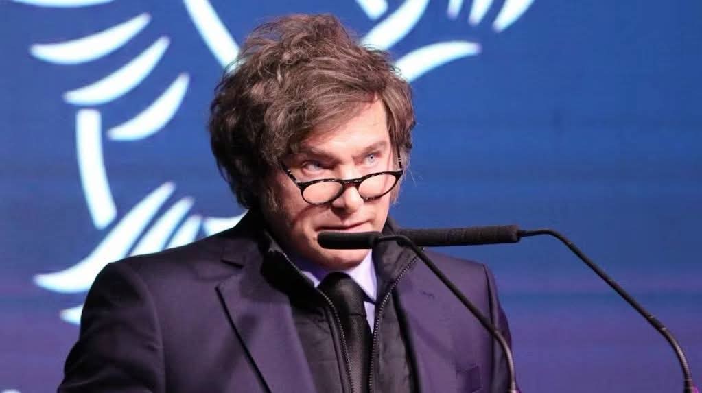 MILEI ARREMETIÓ CONTRA EL KIRCHNERISMO ANTE EMPRESARIOS: 