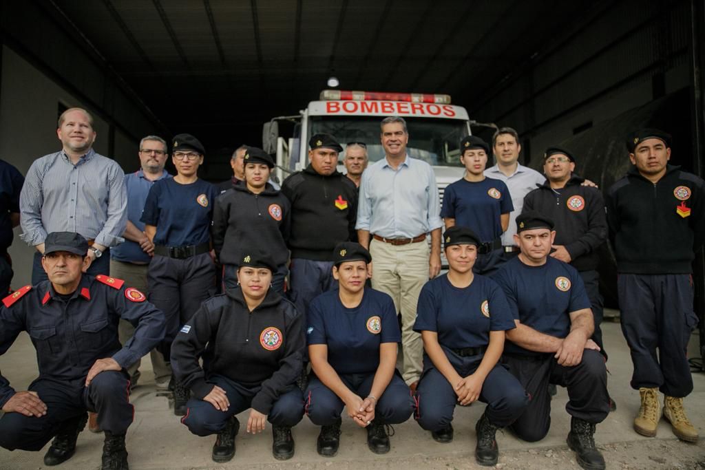 CAPITANICH INAUGURÓ EL NUEVO EDIFICIO DE BOMBEROS VOLUNTARIOS EN MACHAGAI CON UNA INVERSIÓN DE 17 MILLONES DE PESOS.