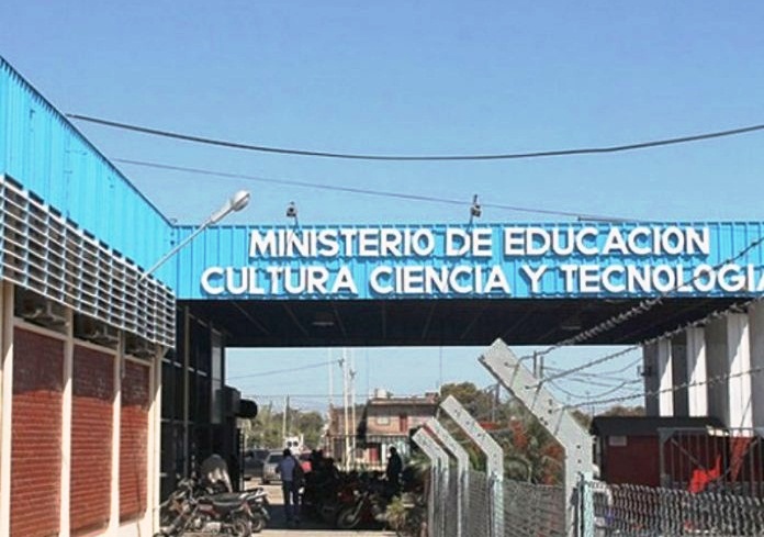 EL MINISTERIO DE EDUCACIÓN INTERVIENE EN ESCUELA POR SUPUESTO CASO DE ABUSO.
