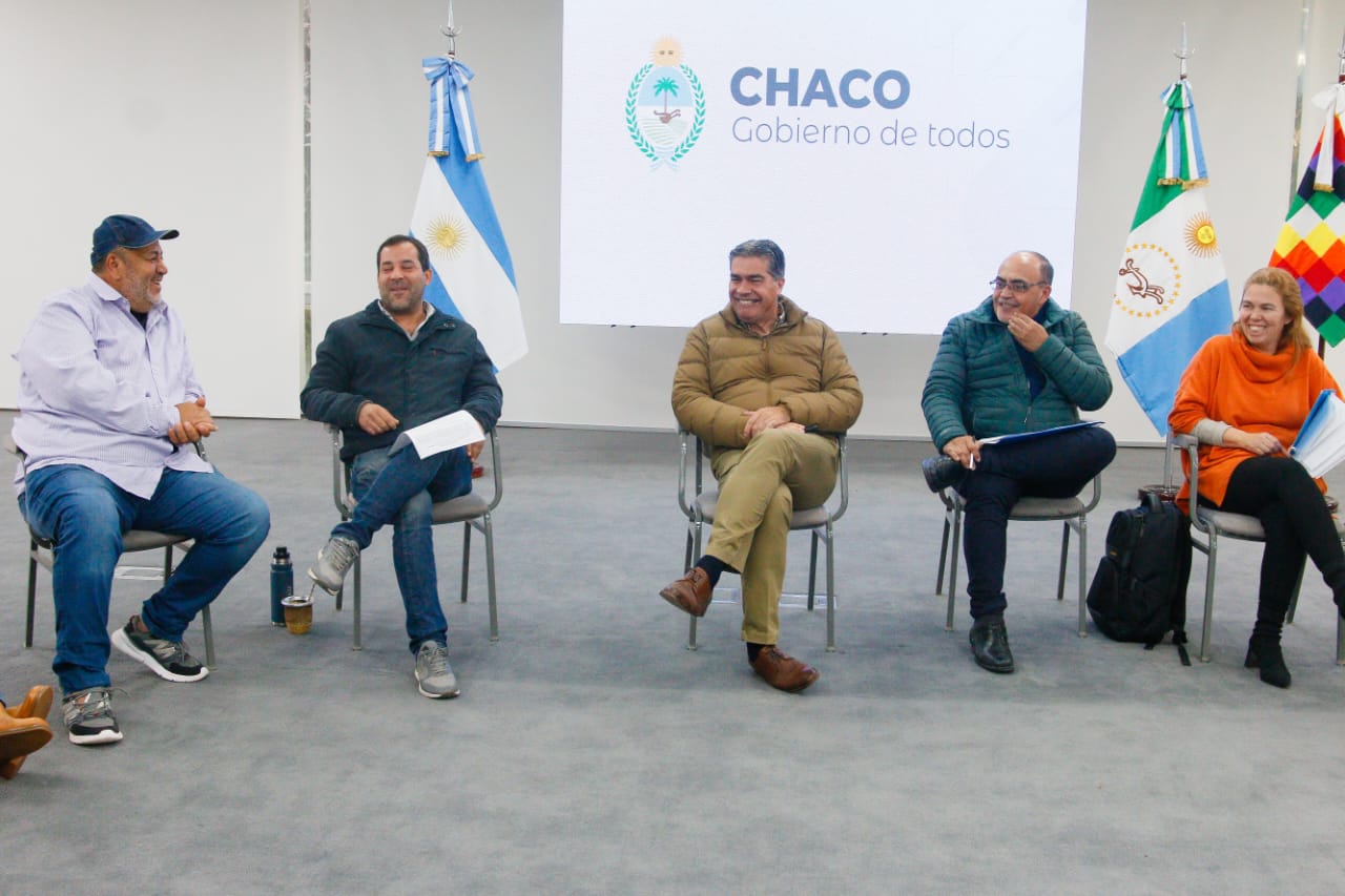GOBIERNO Y PRODUCTORES CONFORMAN LA MESA TABACALERA Y DEFINIERON LINEAS DE ACCIÓN PARA EL SECTOR.