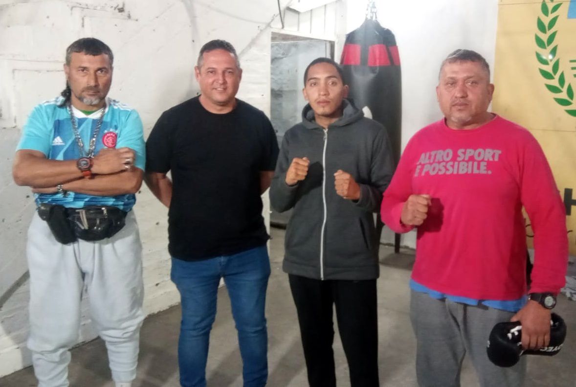 BOXEADOR DEL INSTITUTO DEL DEPORTE CHAQUEÑO COMPETIRÁ EN CORDOBA.