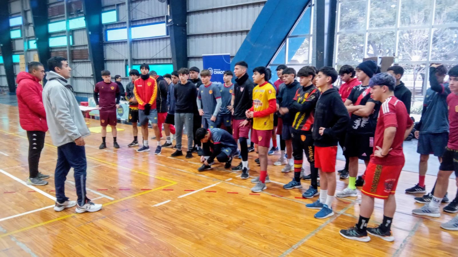 EL INSTITUTO DEL DEPORTE CHAQUEÑO REALIZÓ TESTEOS FÍSICOS AL PLANTEL DE SARMIENTO.