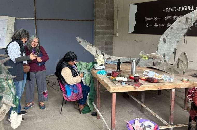 ESCULTURA TEXTIL INSPIRADA EN LA NATURALEZA, MILAGROS TEJERINA EN LA BIENAL DEL CHACO.