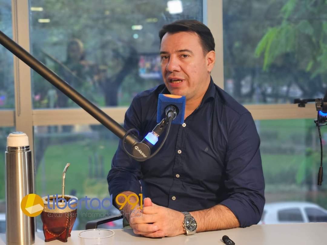 MARCOS RESICO CRUZÓ A CAPITANICH: “TENGO LOS CONVOCADOS DEL GABINETE “MÁGICO” DEL EX GOBERNADOR”.