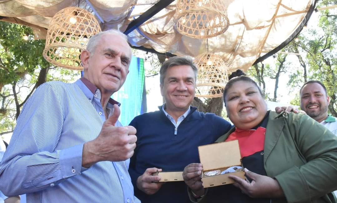 ZDERO Y NIKISCH EN LA BIENAL 2024: EL GOBIERNO PROVINCIAL Y EL MUNICIPIO DE RESISTENCIA CELEBRARON EL TRABAJO ARTICULADO JUNTO A LA FUNDACIÓN URUNDAY.