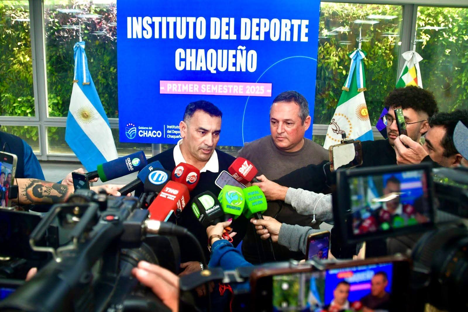 VÁZQUEZ CRUZÓ A CAPITANICH: “LOS CLUBES NO SE SIENTEN REPRESENTADOS CON LAS EXPRESIONES QUE TUVO SOBRE ELLOS”.