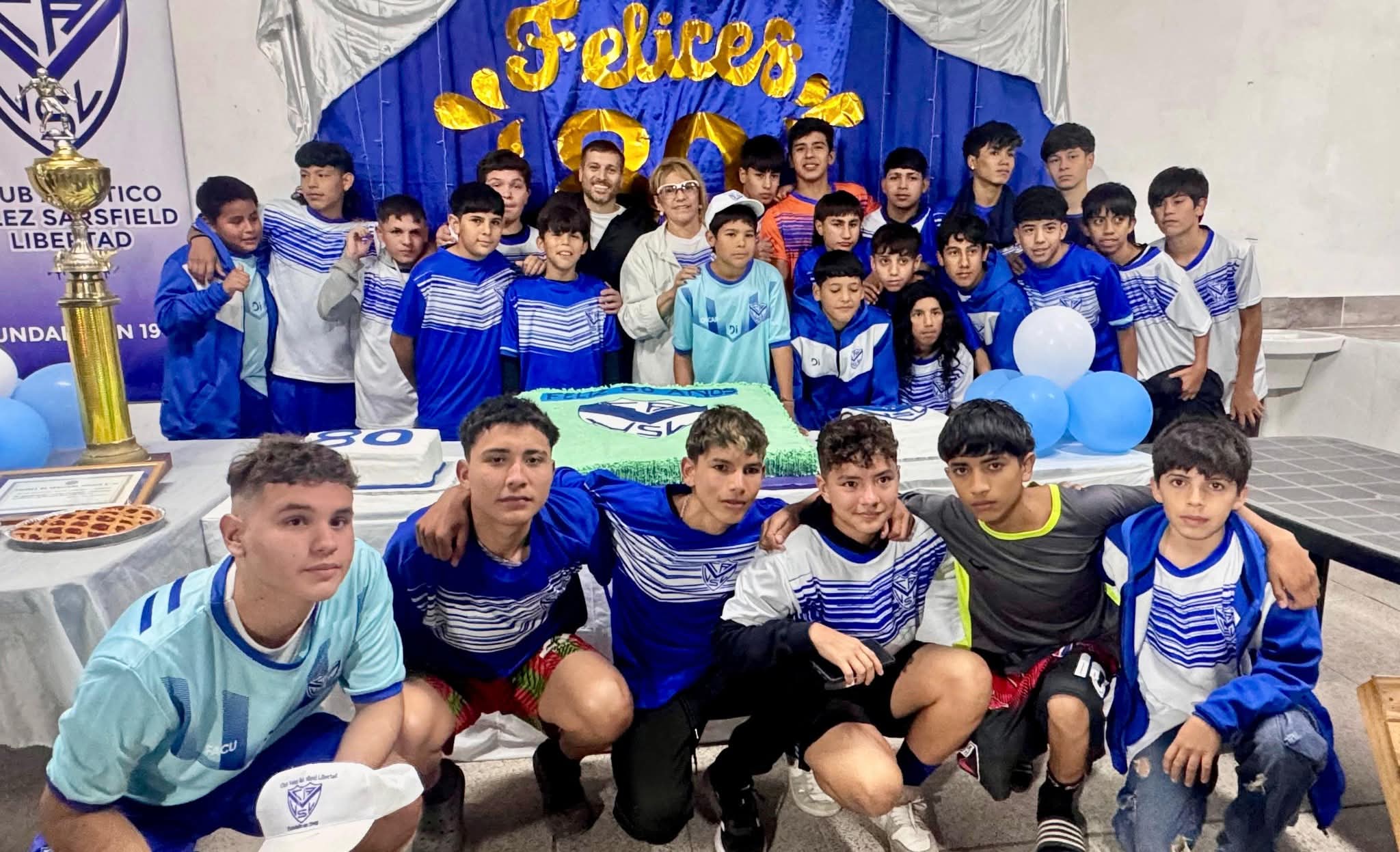 EL CLUB ATLÉTICO VÉLEZ SARSFIELD CELEBRÓ 80 AÑOS CON MEJORAS EN INFRAESTRUCTURA DEPORTIVA.