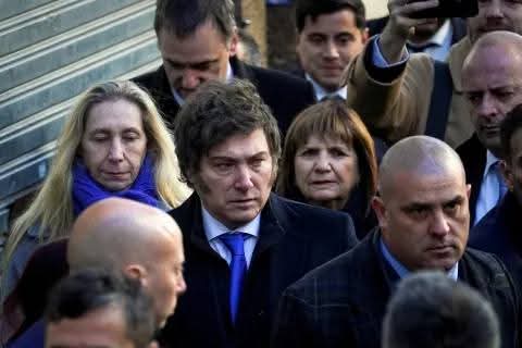MILEI EN EL ACTO POR EL ATENTADO A LA AMIA: 