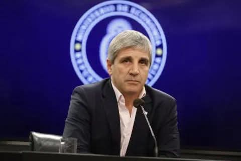CAPUTO MINIMIZÓ LA SUBA DEL DÓLAR: 