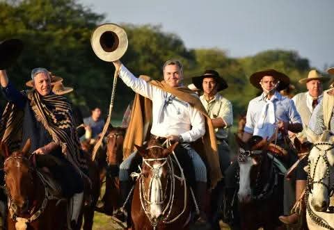 JINETES, SANTOS Y DEVOCIÓN: LAS POSTALES QUE DEJA LA CABALGATA DE LA FE 
