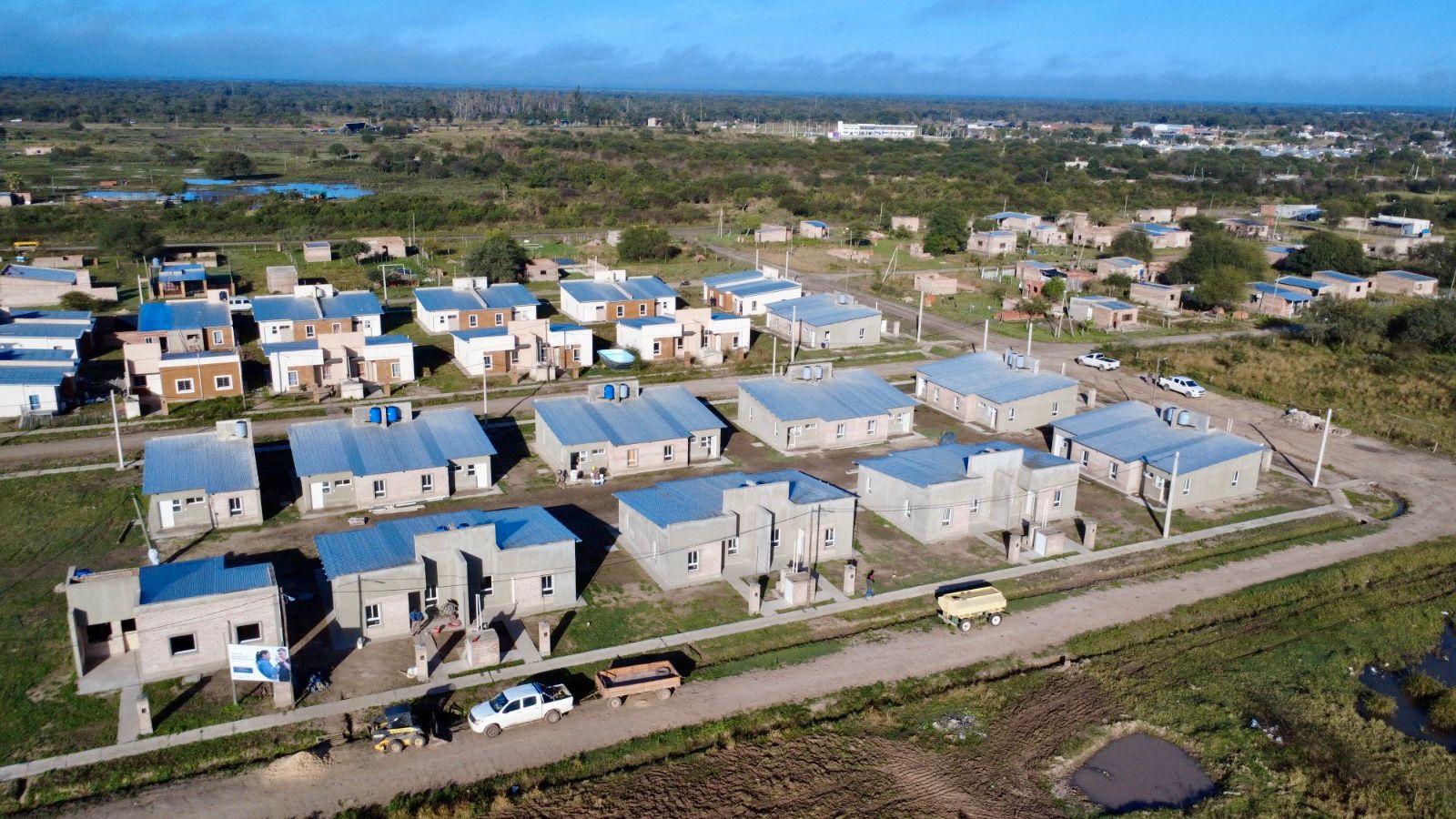 PRESIDENCIA DE LA PLAZA: AVANZA LA CONSTRUCCIÓN DE VIVIENDAS Y LAS OBRAS DE INFRAESTRUCTURA PARA MÁS HOGARES.