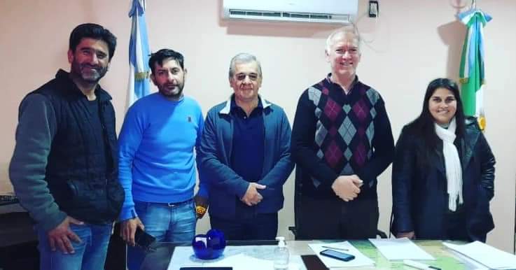 EL INTENDENTE JORGE FRANK SE REUNIÓ CON EL EX INTENDENTE DE J J CASTELLI BETO NIEVAS.