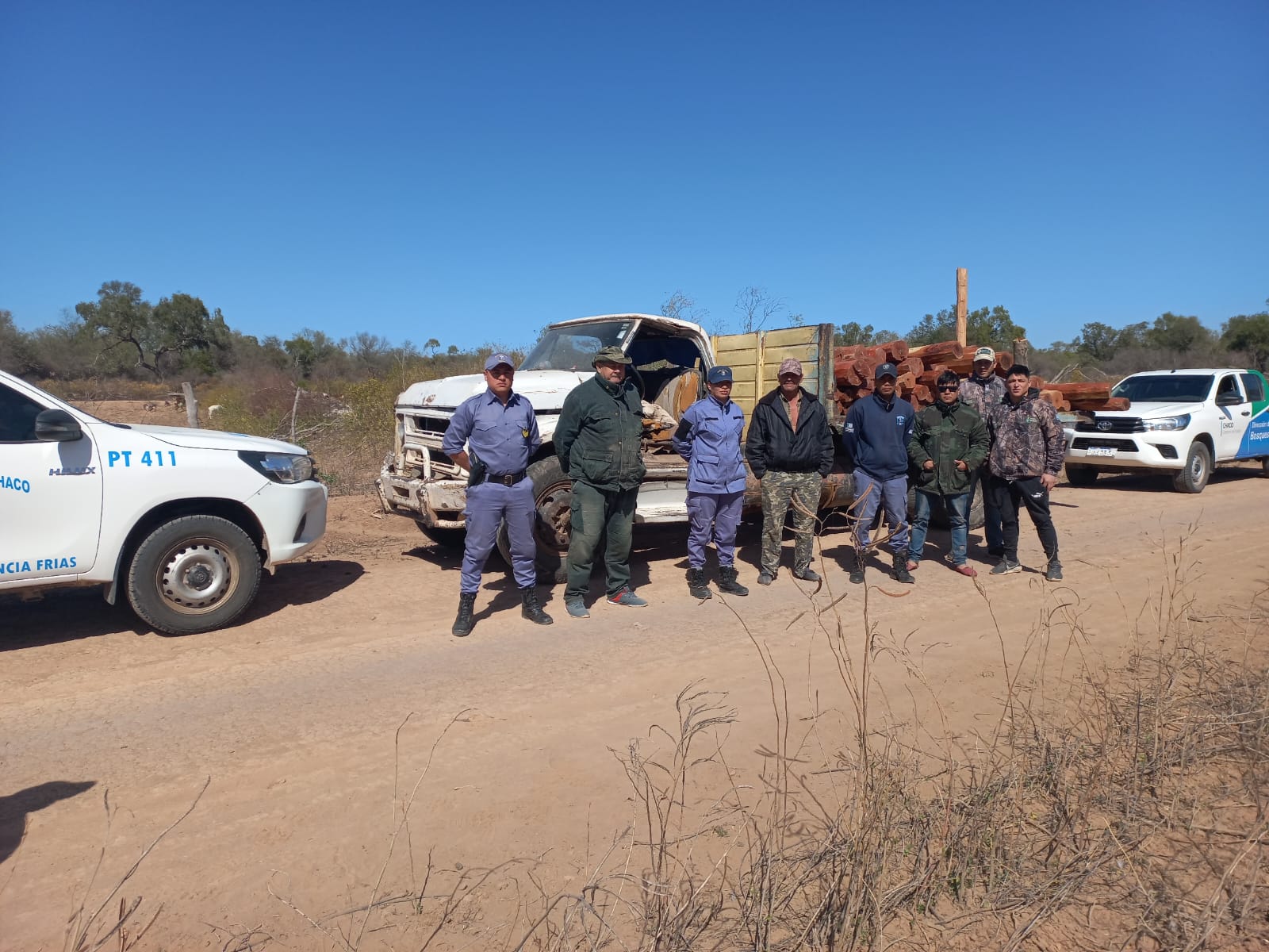 SORPRENDEN A UN CONDUCTOR SIN DOCUMENTACIONES PARA TRANSPORTAR PRODUCTO FORESTAL. 