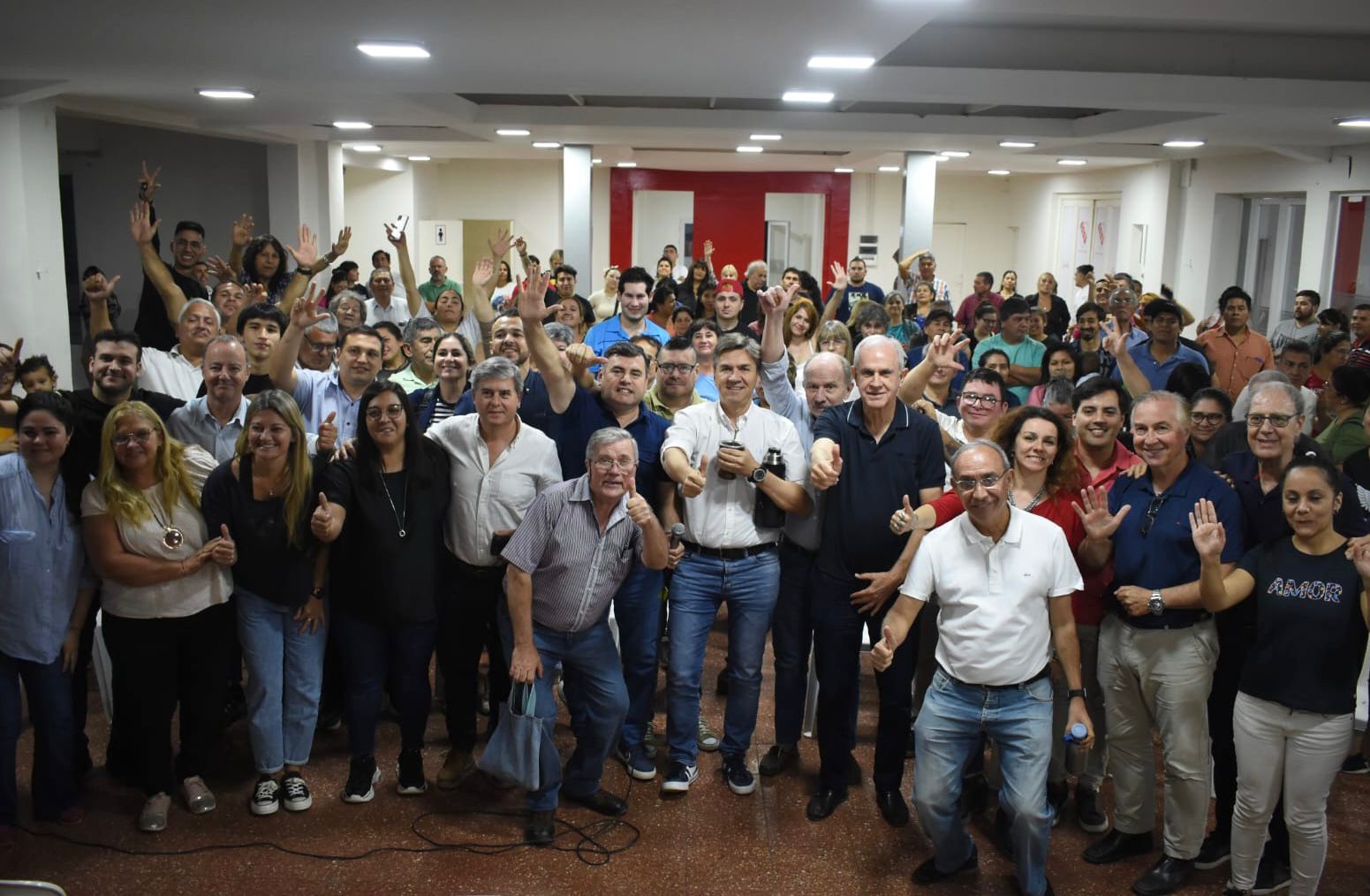 ZDERO: “SEREMOS EL GOBIERNO QUE RESUELVA LOS PROBLEMAS DE LA GENTE”.