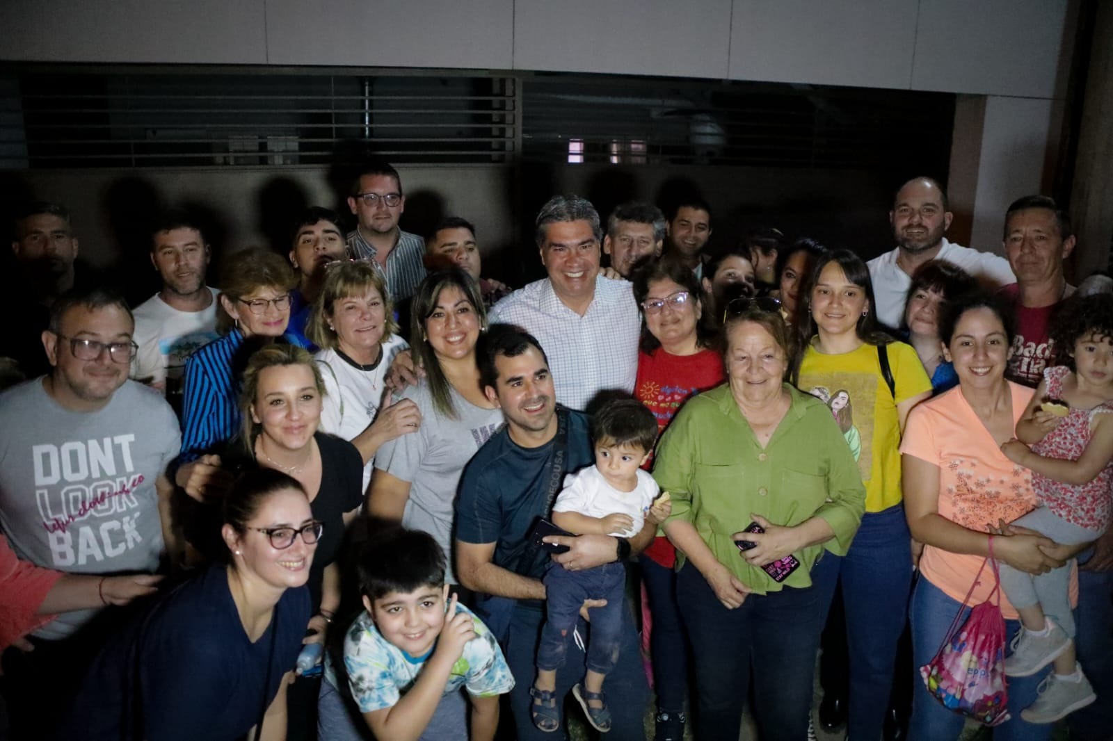 PARTICIPACIÓN CIUDADANA: CAPITANICH Y VECINOS DE BARRIOS DE RESISTENCIA DEFINIERON AGENDA DE OBRAS PRIORITARIAS.