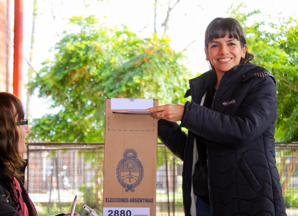 VOTÓ RACH QUIROGA Y LLAMÓ A 